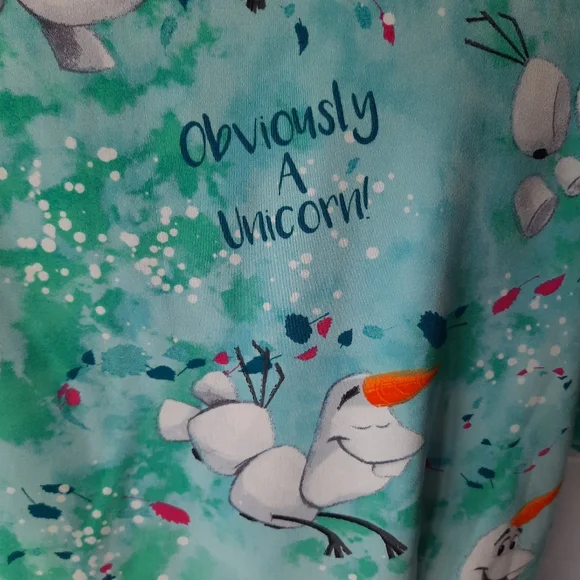 Disney Scrubs Blue Teal Scrub Top Size Med Frozen Olaf Unicorn Winter V Neck - Picture 4 of 9